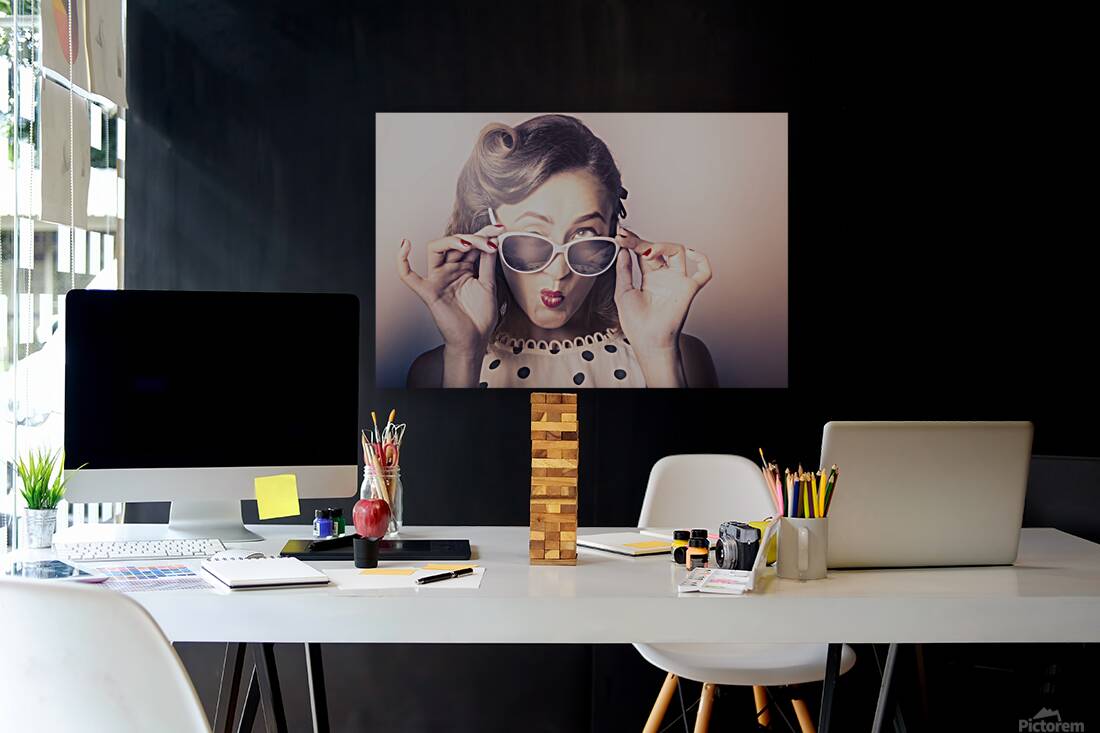 Fun comical retro fashion portrait. Pin-up pout Reproduction