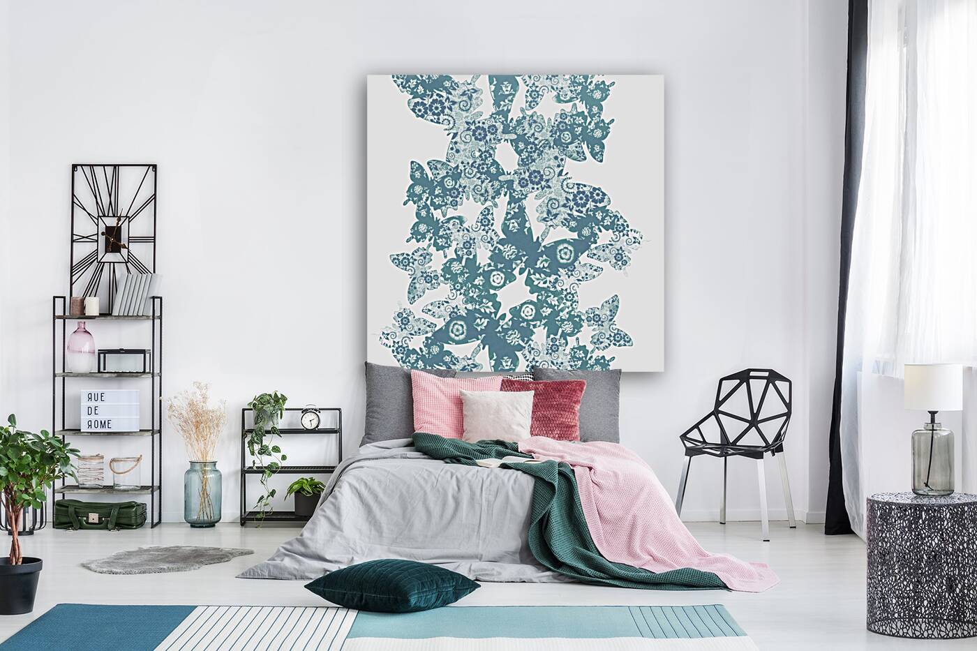 Traces of patterned beauty Reproduction