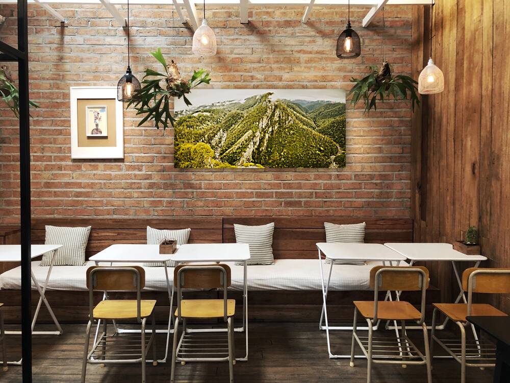 Peaks and troughs Reproduction