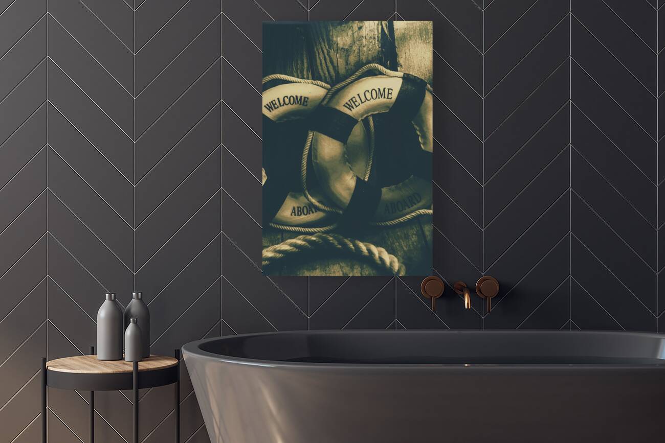 Tension on the high seas Reproduction