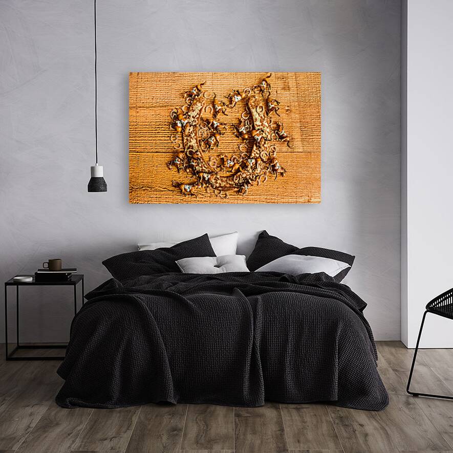 Around horseshoe track Reproduction