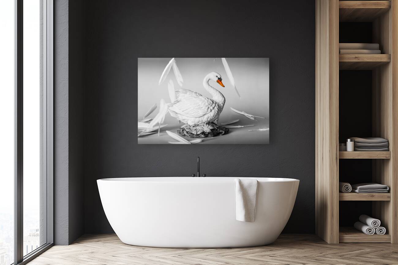 On a porcelain pedestal Reproduction