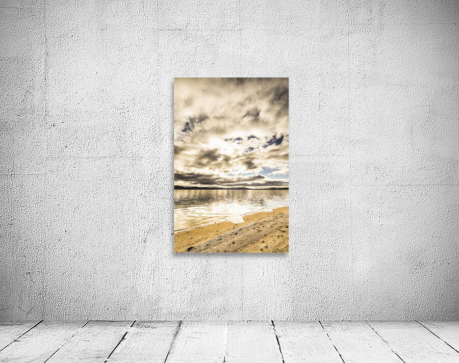 Wondrous tropical beach Wall Preview