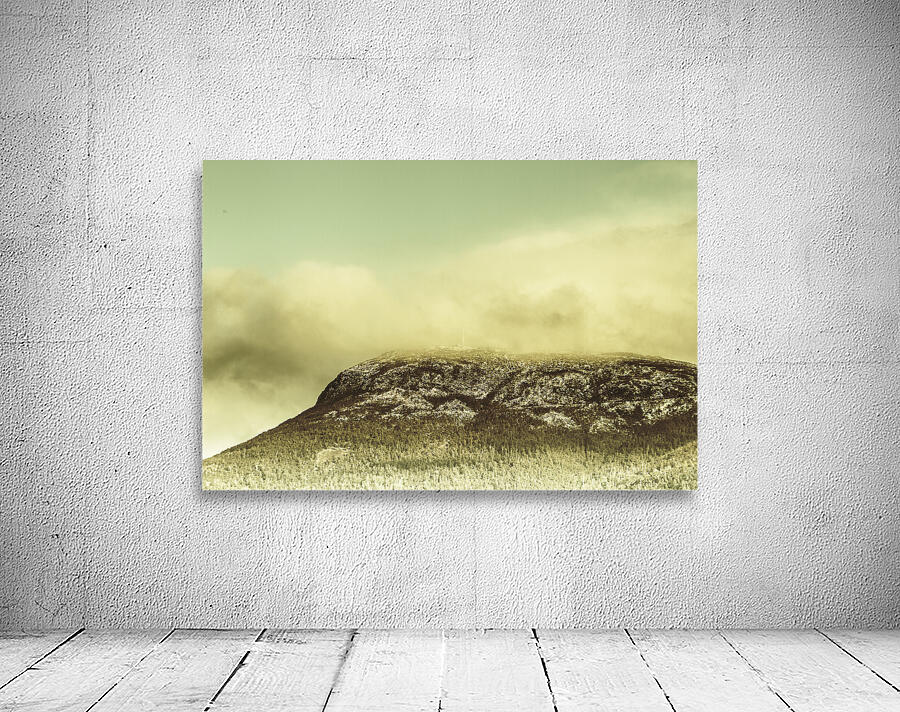 Mountains and peaks Wall Preview