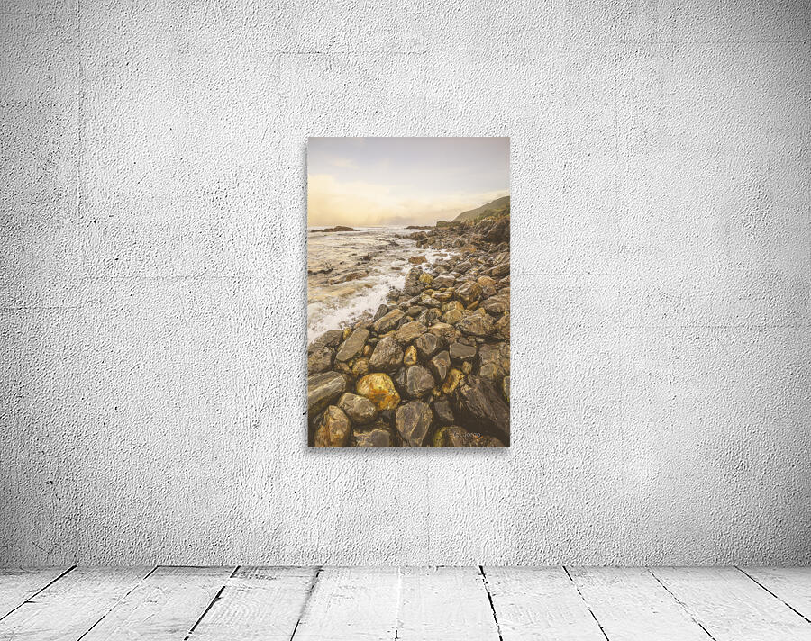 Rocky seashore scene  Wall Preview
