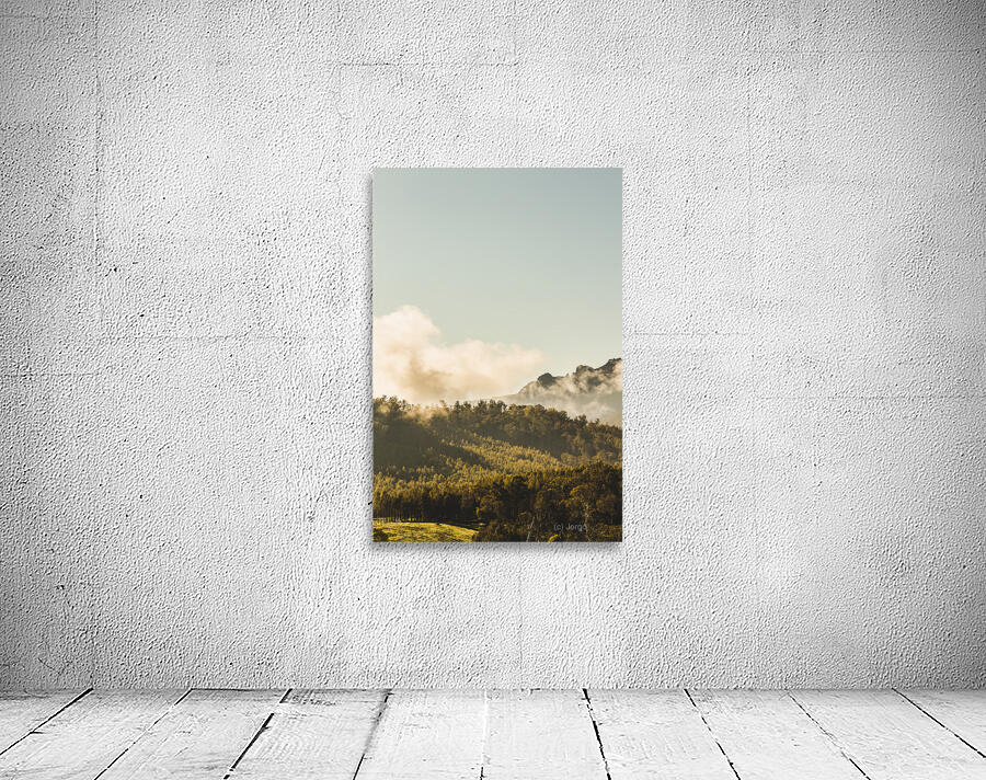 Misty mountain peaks Wall Preview