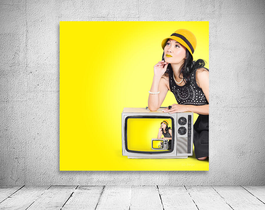 Beautiful vogue woman in vintage 50s fashion style Wall Preview