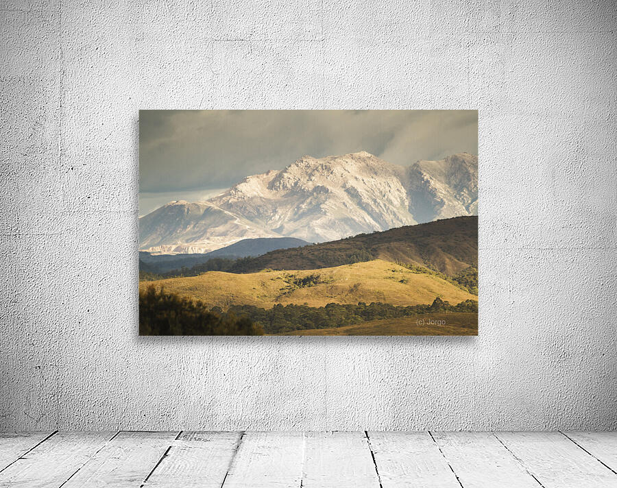 Pastoral peaks  Wall Preview