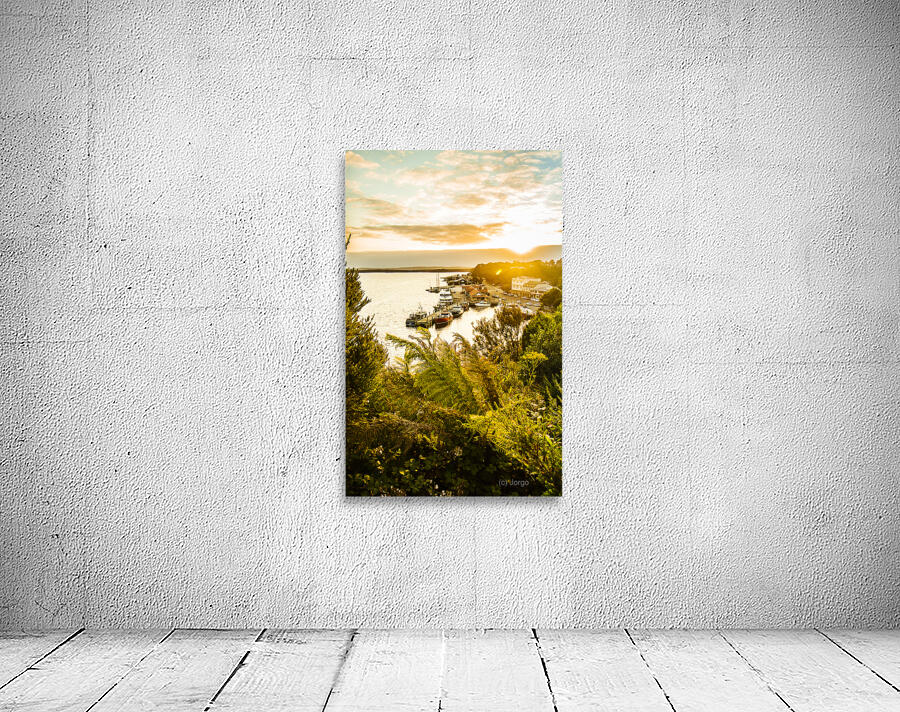 Strahan Sunset Wall Preview