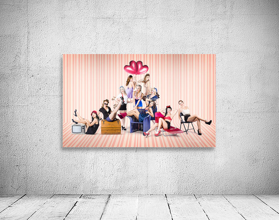 Group of 10 beautiful pinup girls in retro fashion Wall Preview