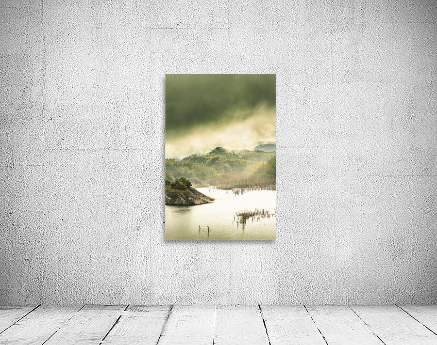 Majestic morning lake Wall Preview