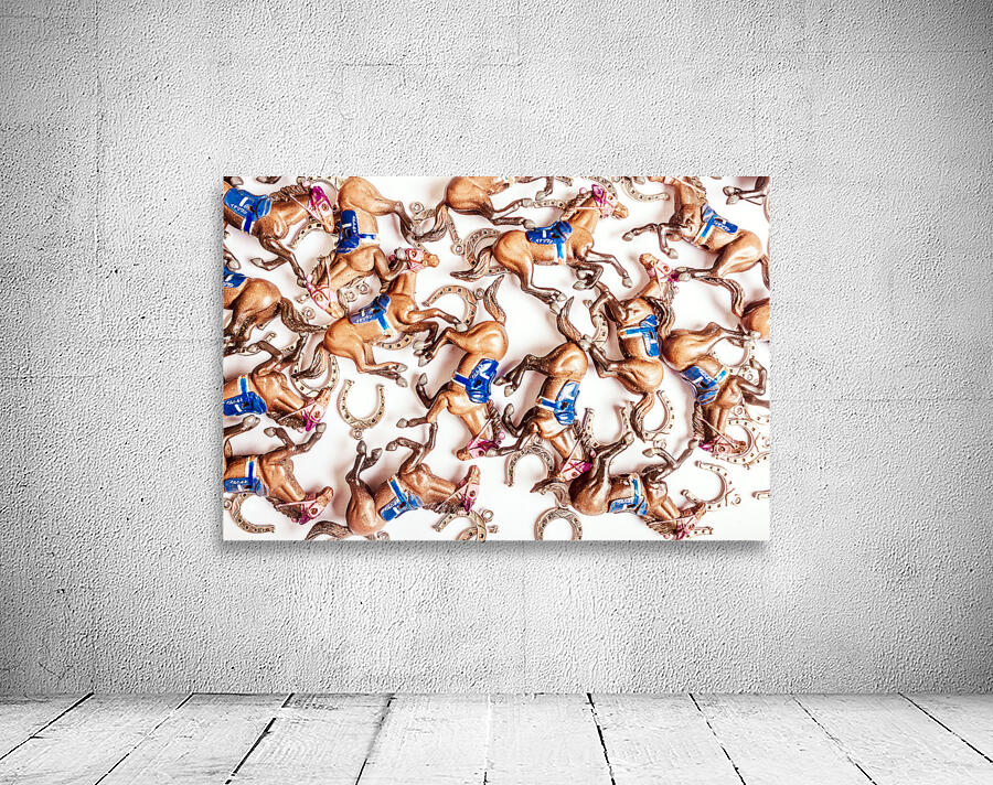 Horseshoe cup Wall Preview