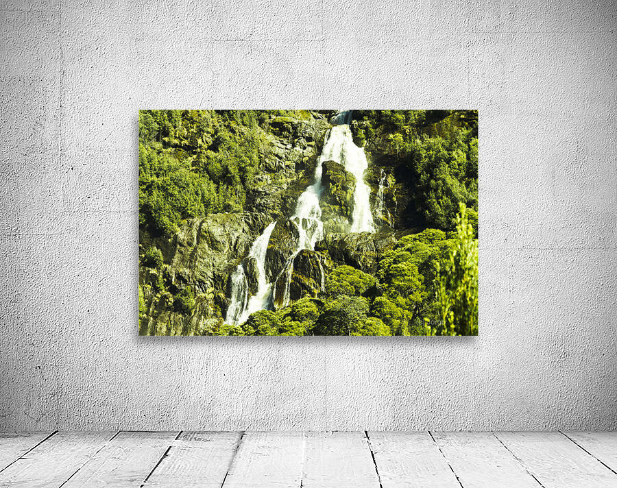 Cascading falls Wall Preview