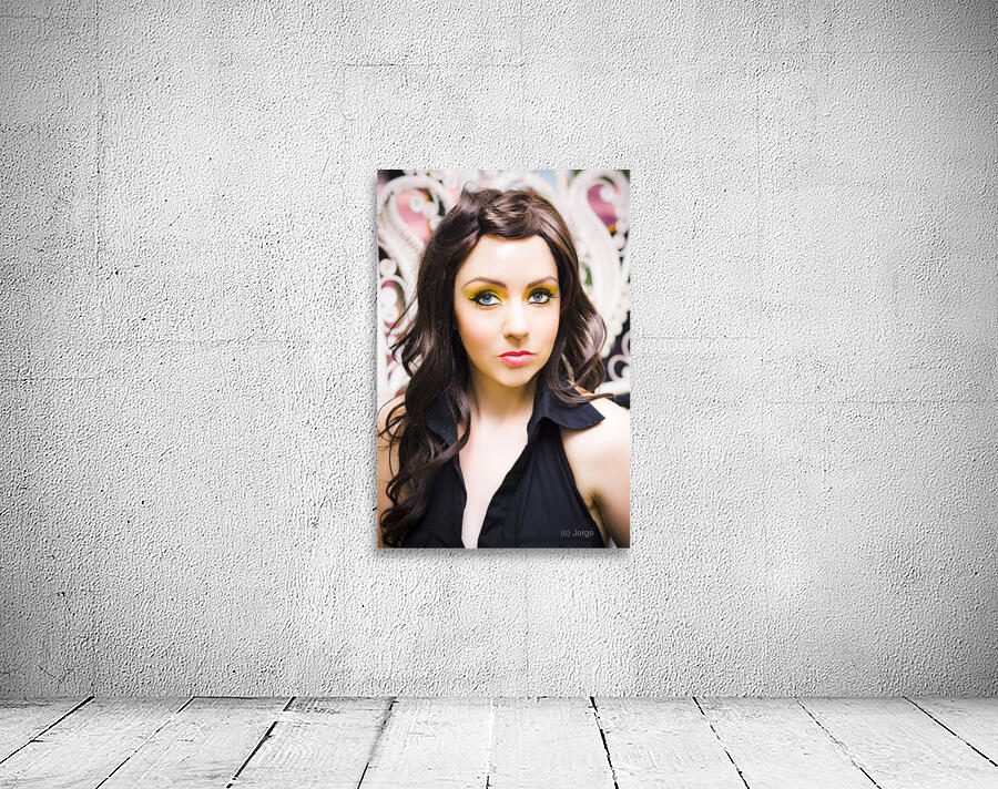 Retro Woman Wall Preview