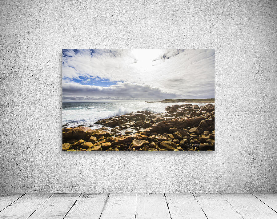 Sun rising over the ocean Wall Preview