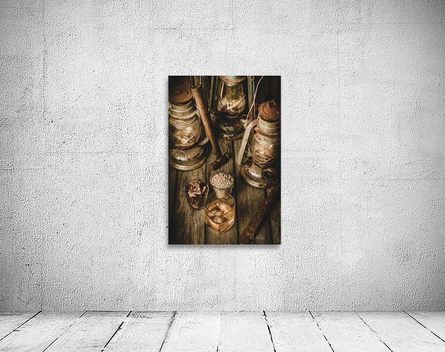 Weathered wooden whisky  Wall Preview