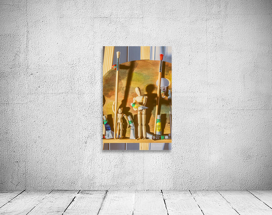 Served on a pallet  Wall Preview