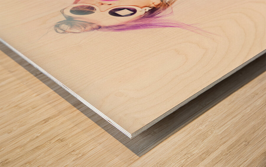 Sun flared 70s pin-up girl posing in funky colour Wood print