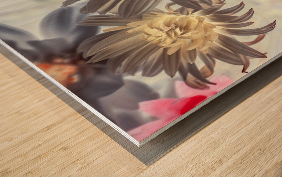 Electric beauty Wood print