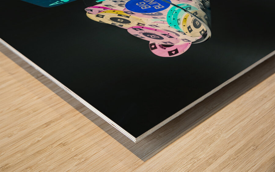 Win and tonic Wood print