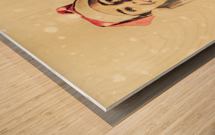  Vintage girl celebrating a white Christmas Wood print