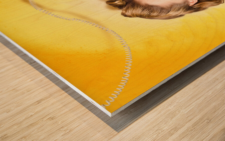 Gossiping retro pin up girl on fruit phone Wood print