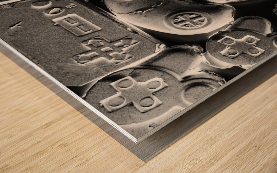 Retro gaming daze Wood print