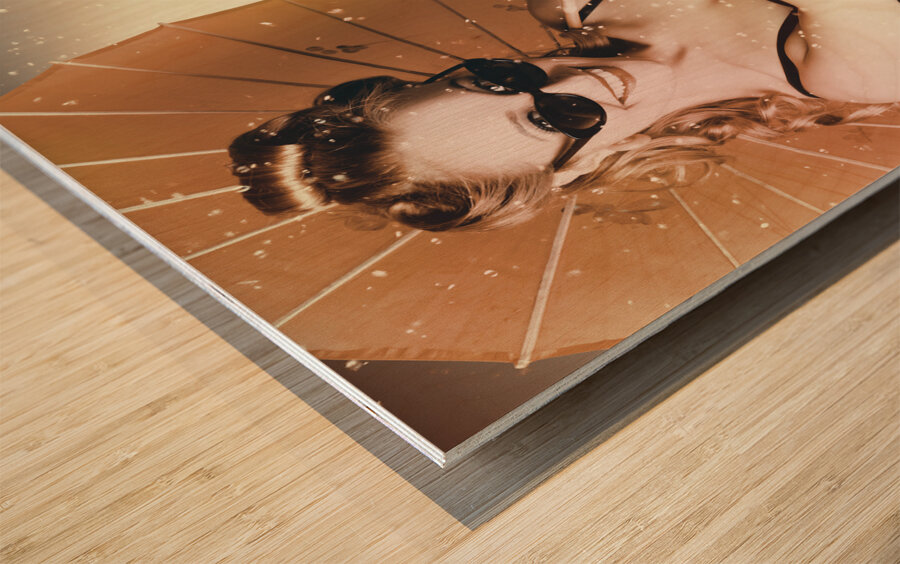 Vintage American pin-up girl in summer rain Wood print