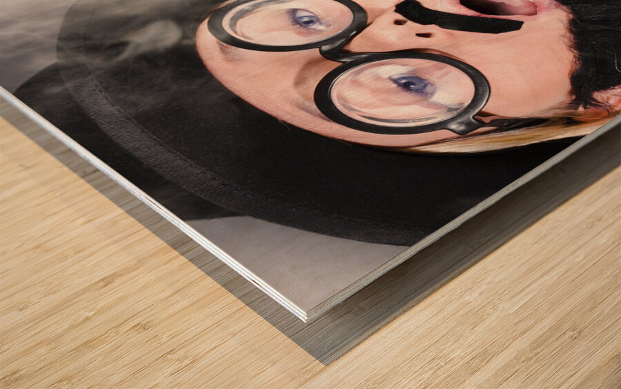 Comic private eye detective smoking pipe Wood print