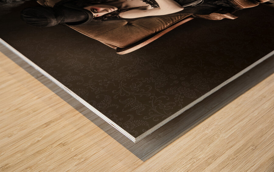 Beautiful Vintage Fashion Girl In Grunge Interior Wood print