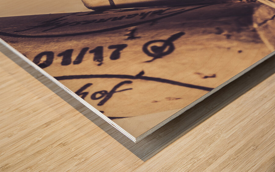 Wine bar nostalgia Wood print