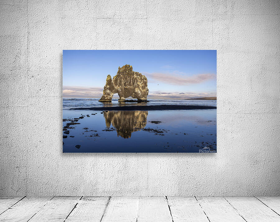 Hvitserkur Wall Preview