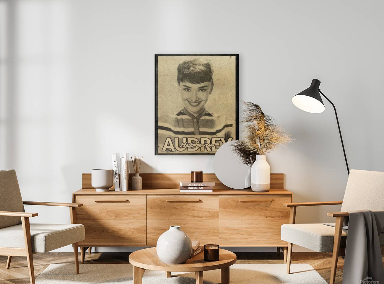 Audrey Hepburn 13 Reproduction