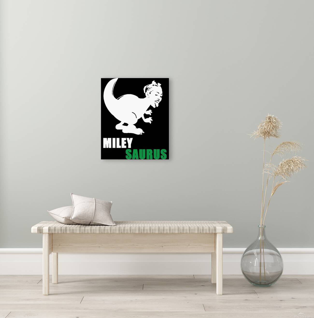 Miley Cyrus 9 Reproduction