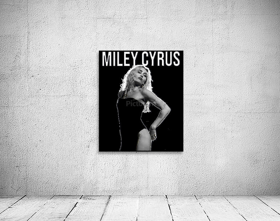 Miley Cyrus 34 Wall Preview