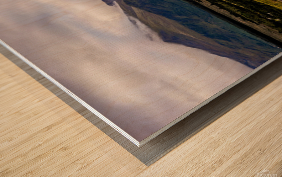 Standing Tall: A Commandos View of the Memorial and the Scottish Highlands Wood print