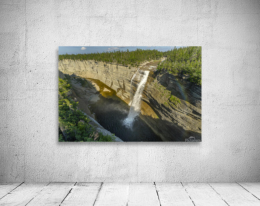 Chute Vauréal Wall Preview