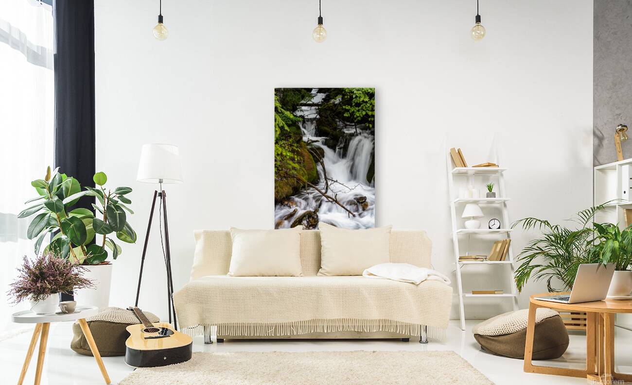 Milky Waterfall Reproduction