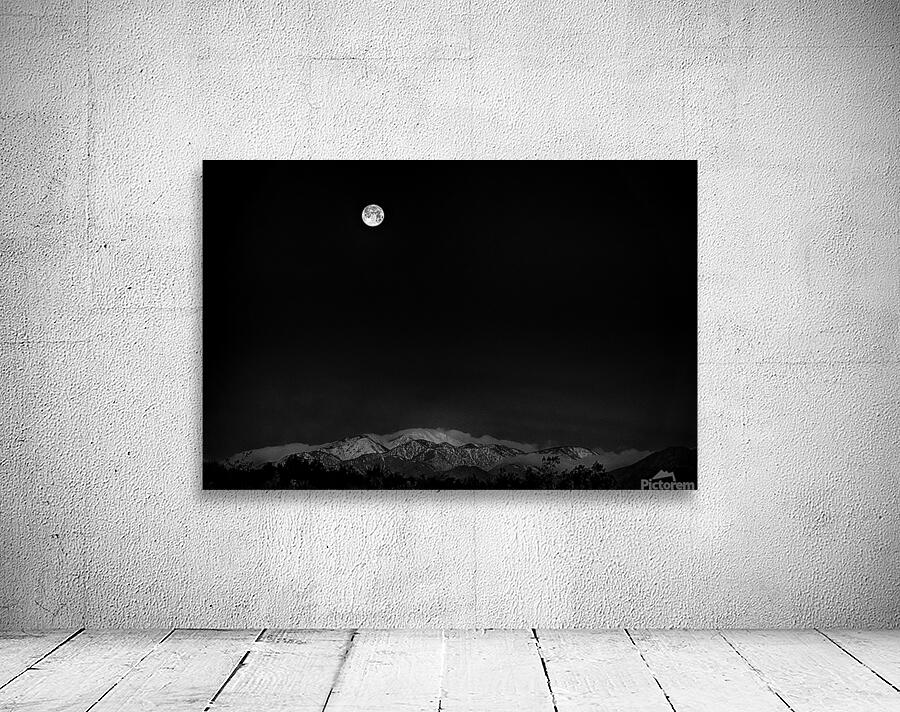 Moon 4 Wall Preview