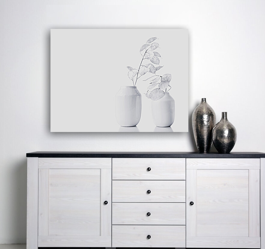 White minimalism Reproduction