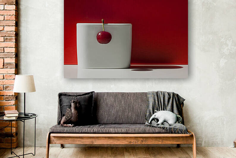 Minimal cherry by Barbara Corvino
