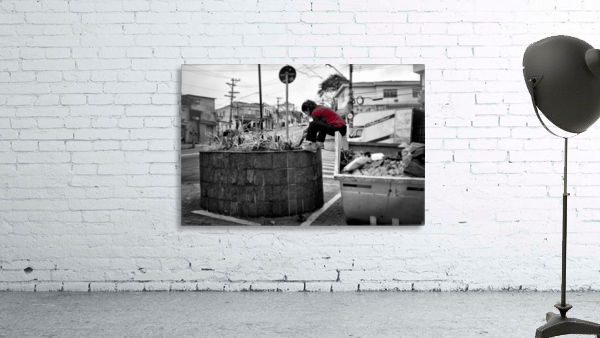 Captive Hound Wall Preview