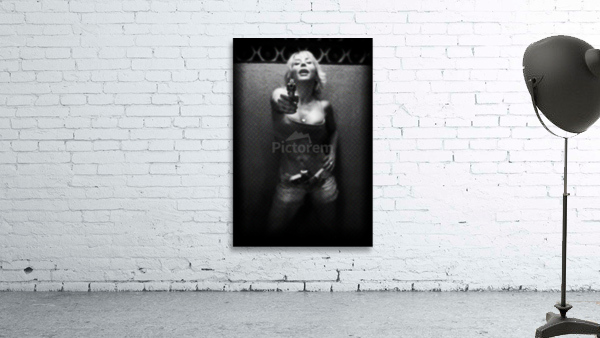 Femme Fatale Wall Preview
