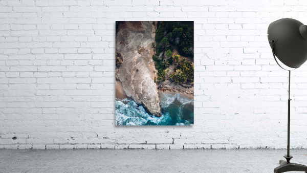 Louvet Wall Preview