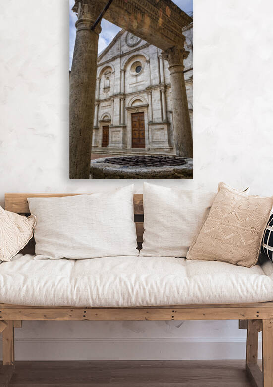 Pienza Reproduction