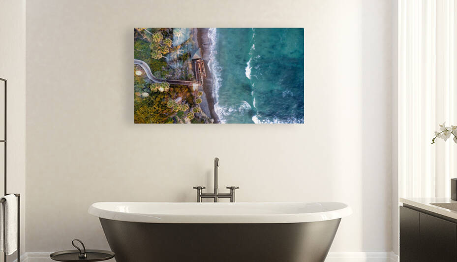 Swamis beach by Yves COUTURIER