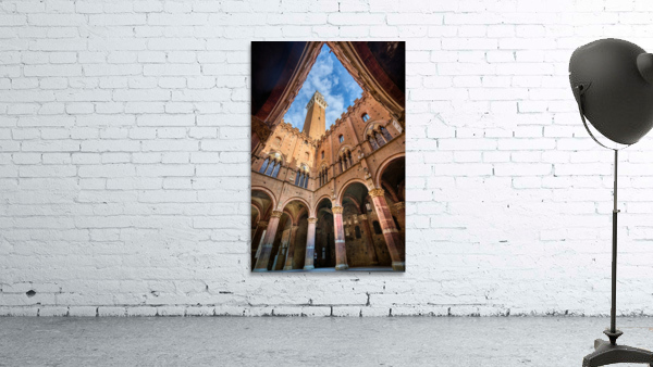 Sienna tower Wall Preview