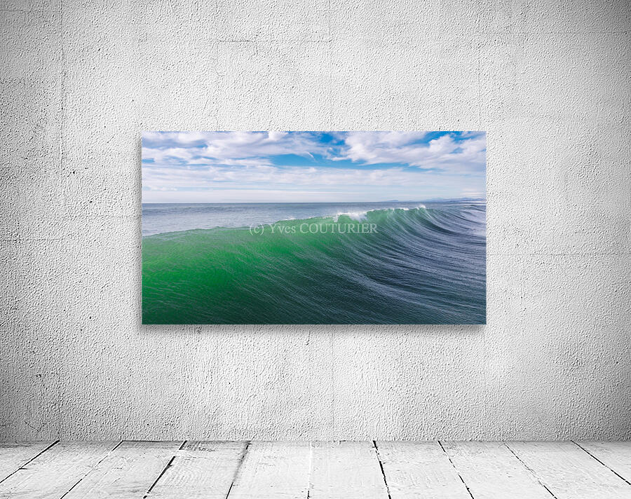 Just a wave Wall Preview