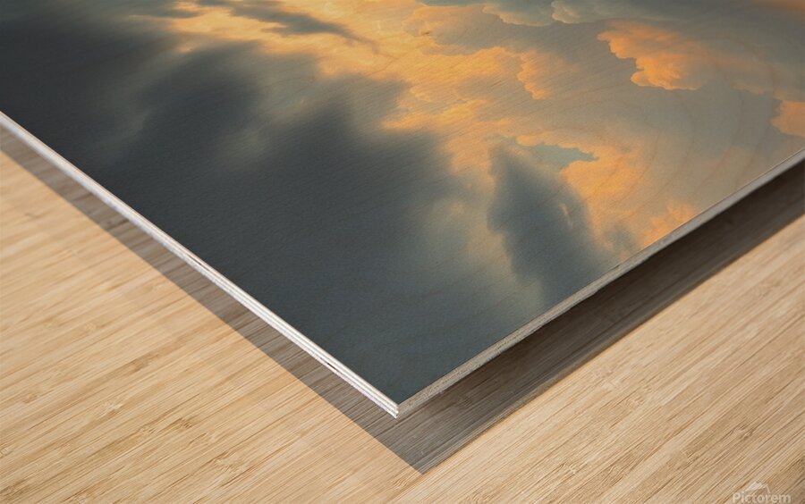 Smooth gradient transition intense dramatic weath Wood print