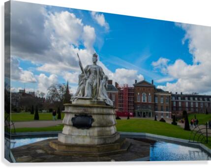Queen Victoria Statue Canvas Print